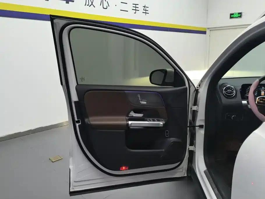 2022 Mercedes-Benz GLB 220 Dynamic — миниатюра 7