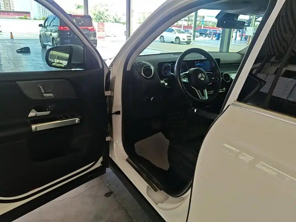 2020 Mercedes-Benz GLB 200 Dynamic — миниатюра 16