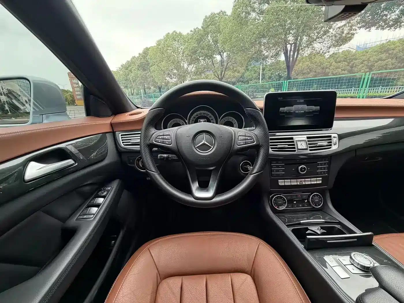 2015 Mercedes-Benz CLS 260 — миниатюра 12