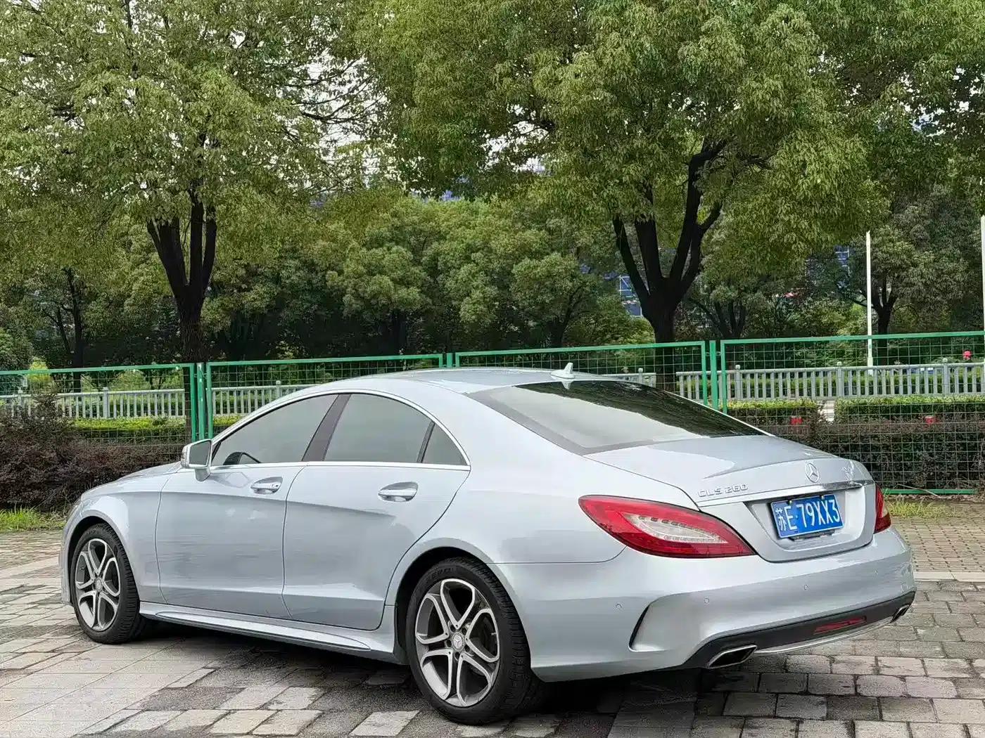2015 Mercedes-Benz CLS 260 — миниатюра 18