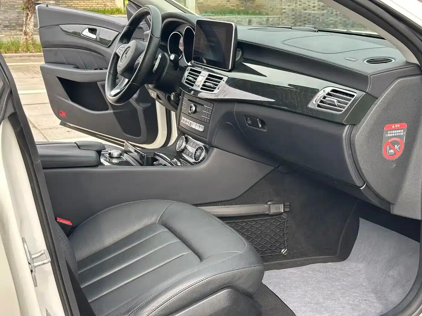 2015 Mercedes-Benz CLS 260 — миниатюра 6