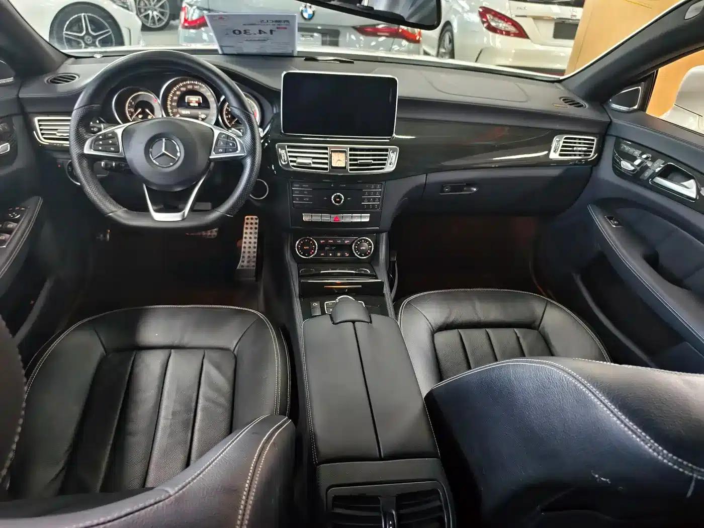 Mercedes-Benz CLS 2017 CLS 260 Colorful Edition — миниатюра 5