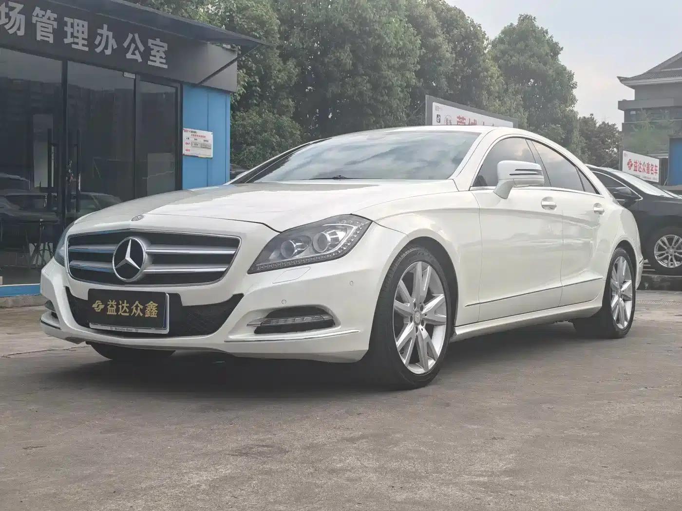 2012 Mercedes-Benz CLS 300 CGI — миниатюра 1