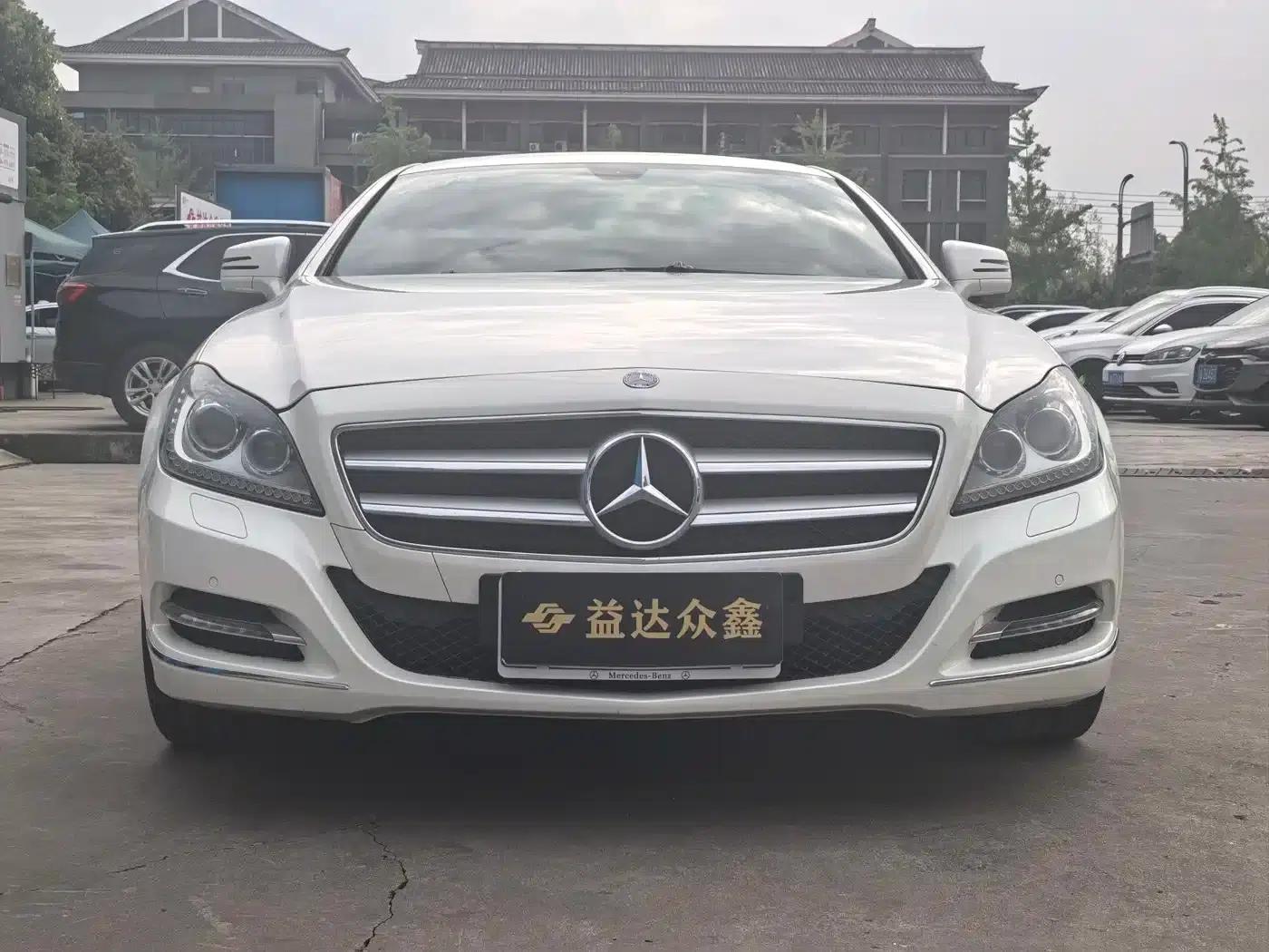 2012 Mercedes-Benz CLS 300 CGI — миниатюра 2
