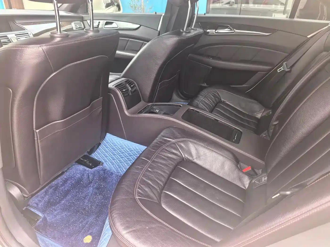 2012 Mercedes-Benz CLS 300 CGI — миниатюра 13