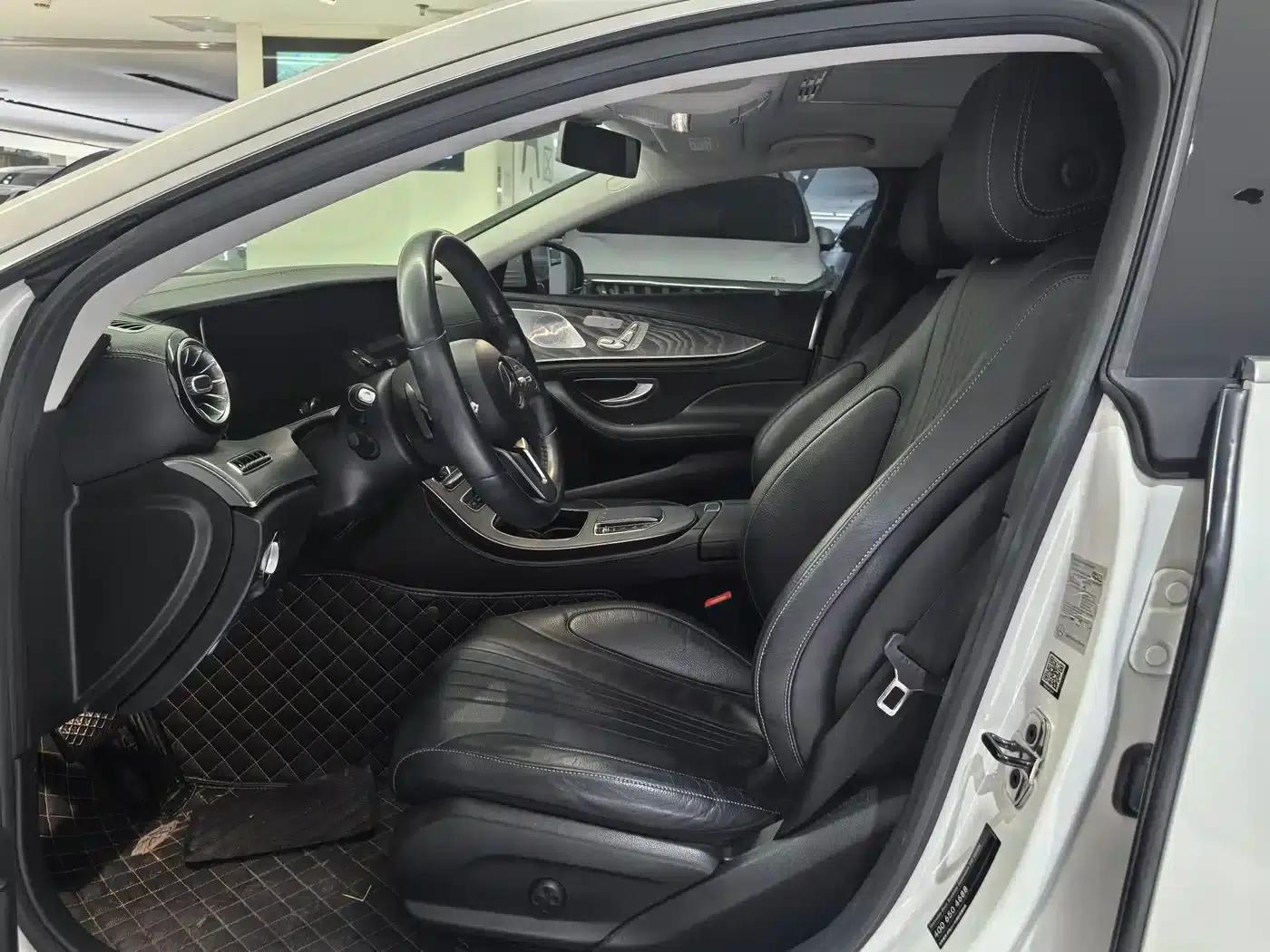 Mercedes-Benz CLS 2020 CLS 300 Luxury — миниатюра 4