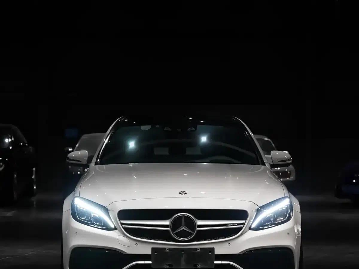 2015 Mercedes-Benz C-Class AMG C 63 — миниатюра 2