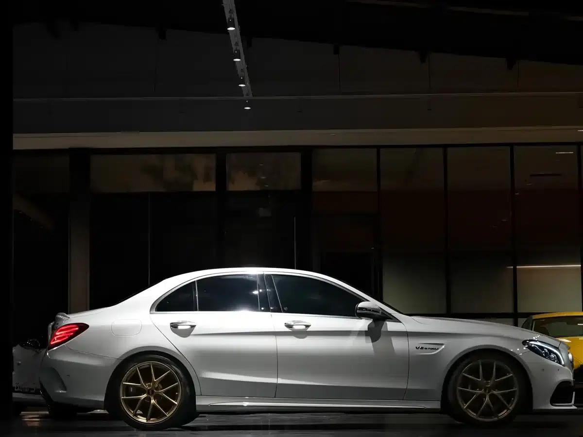 2015 Mercedes-Benz C-Class AMG C 63 — миниатюра 5