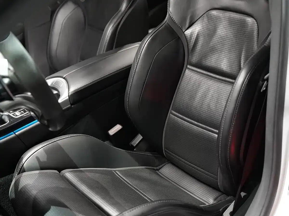 2015 Mercedes-Benz C-Class AMG C 63 — миниатюра 8