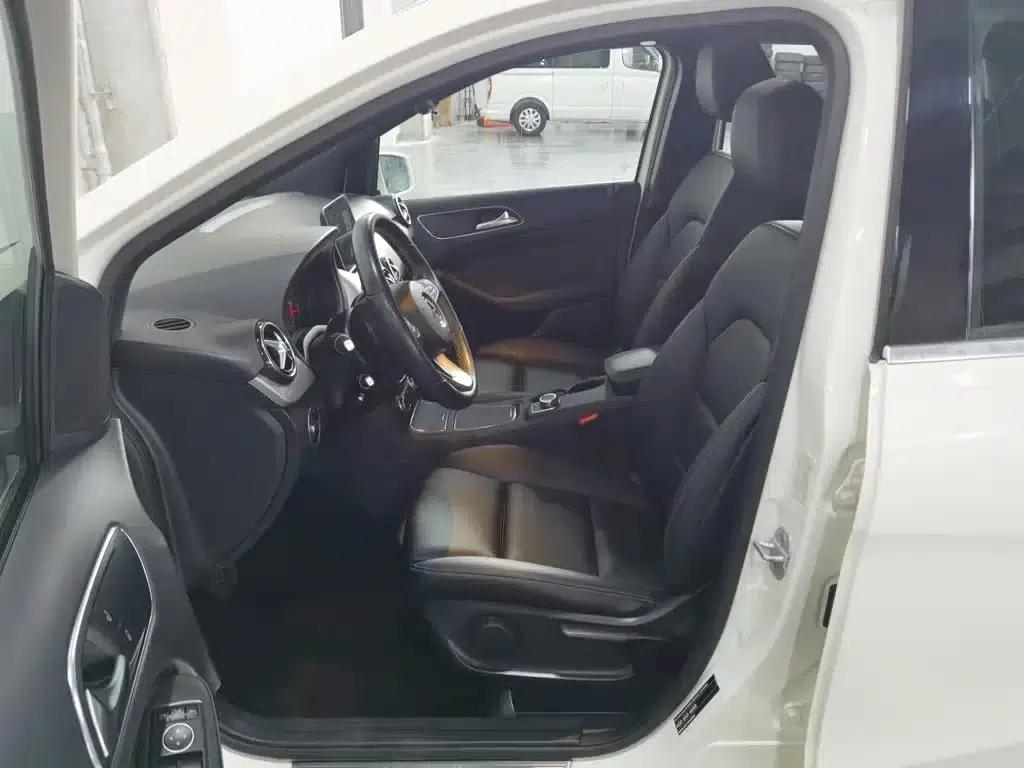 2017 Mercedes-Benz B-Class B 200 Dynamic — миниатюра 10