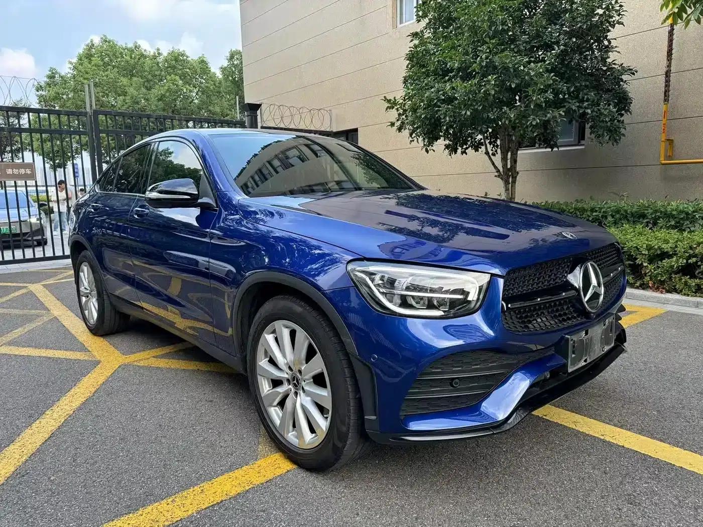 Mercedes-Benz GLC Coupe 2020 GLC 260 4MATIC Coupe SUV — миниатюра 2