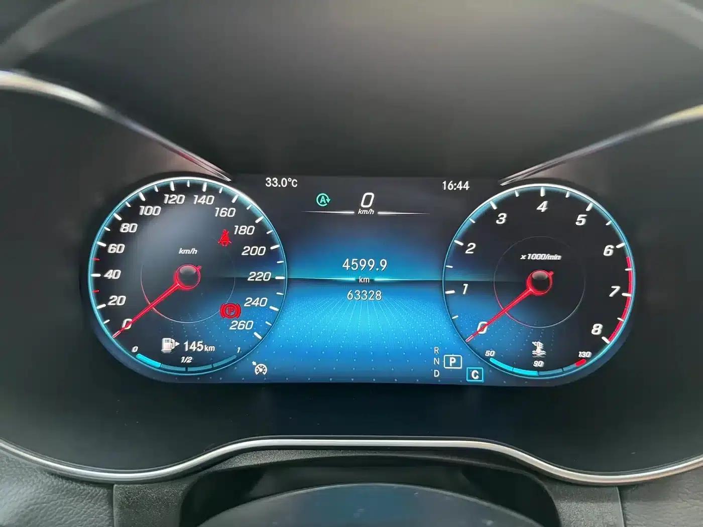 Mercedes-Benz GLC Coupe 2020 GLC 260 4MATIC Coupe SUV — миниатюра 10
