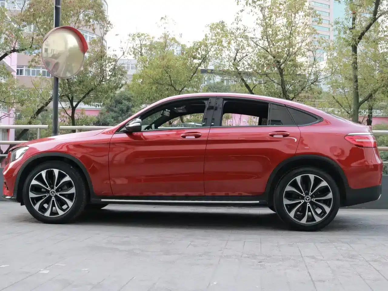 2017 Mercedes-Benz GLC Coupe, GLC 260 4MATIC Coupe SUV — миниатюра 2