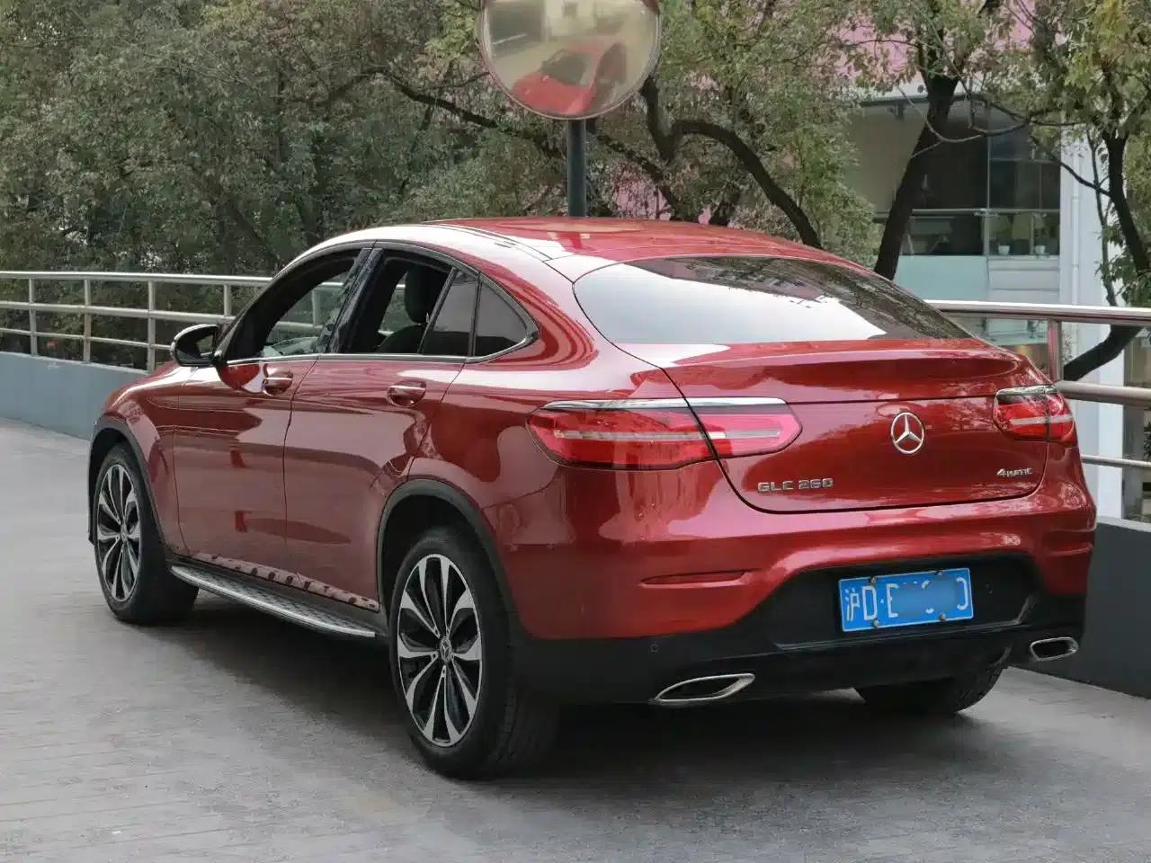 2017 Mercedes-Benz GLC Coupe, GLC 260 4MATIC Coupe SUV — миниатюра 3