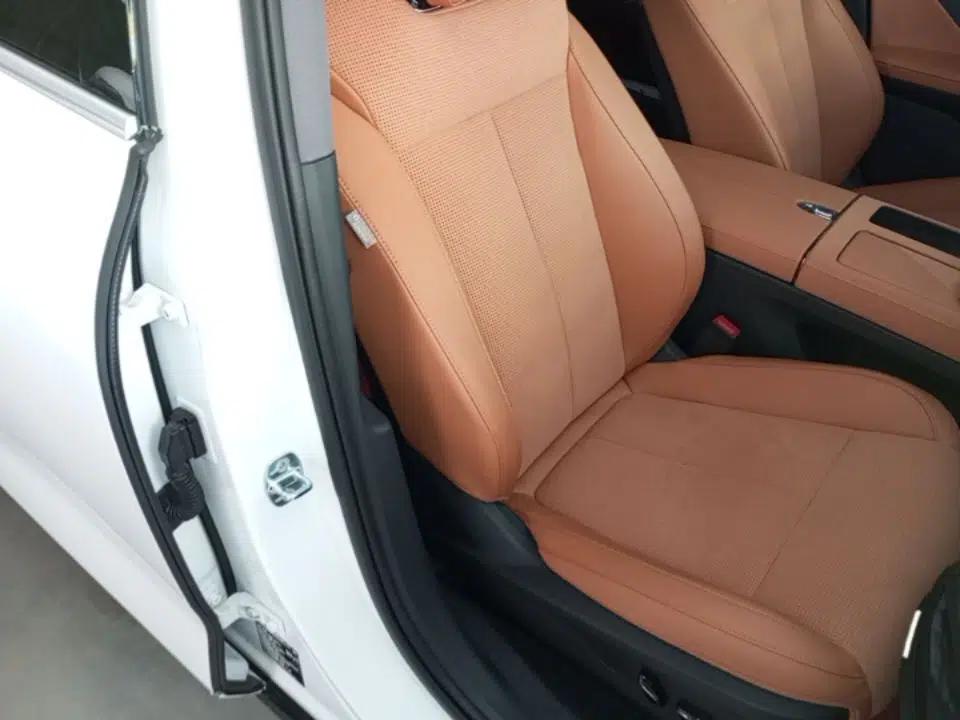 VOYAH PASSION 2024 PHEV Four-Wheel Drive Ultra-Long Range Flagship Model — миниатюра 19