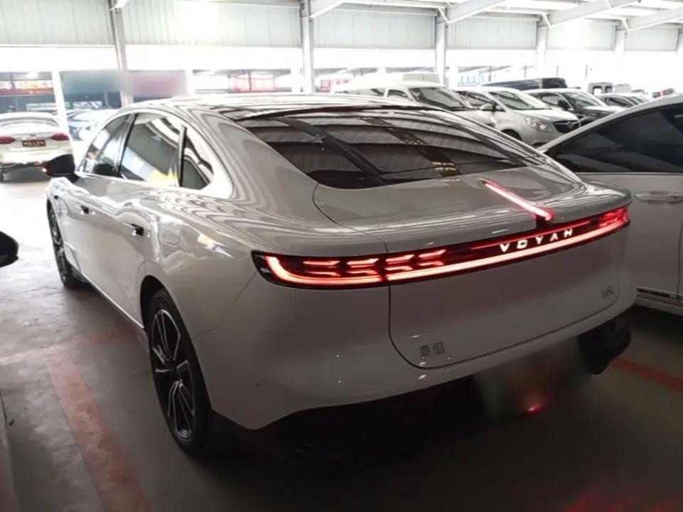 VOYAH PASSION 2024 PHEV Four-Wheel Drive Ultra-Long Range Flagship Model — миниатюра 4