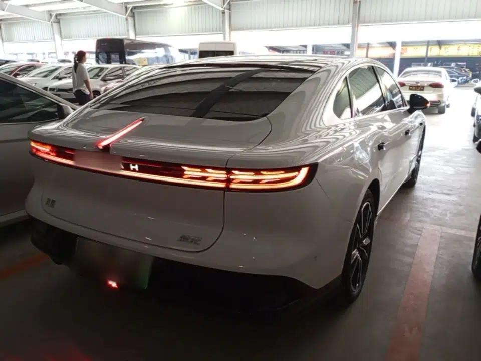 VOYAH PASSION 2024 PHEV Four-Wheel Drive Ultra-Long Range Flagship Model — миниатюра 6