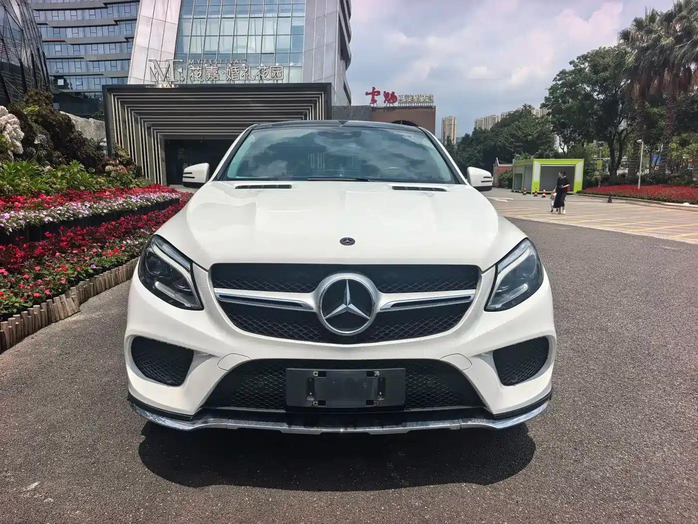 2017 Mercedes-Benz GLE Coupe, GLE 320 4MATIC Coupe SUV — миниатюра 1