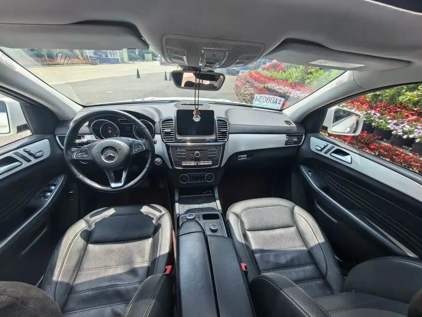 2017 Mercedes-Benz GLE Coupe, GLE 320 4MATIC Coupe SUV — миниатюра 5