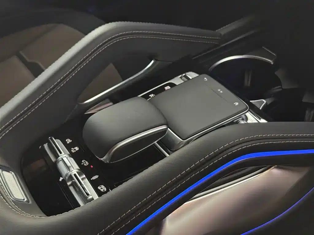 2020 Mercedes-Benz GLE AMG 63 4MATIC+ — миниатюра 24