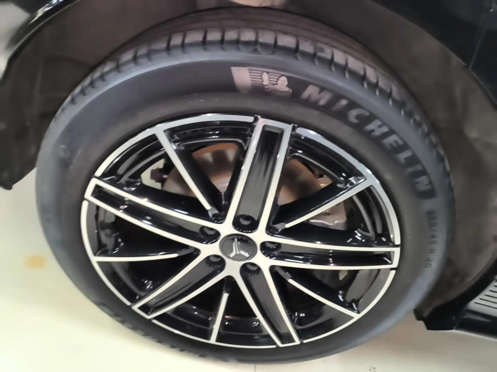 VOYAH COURAGE 2025 Model Four-Wheel-Drive Qiankun Edition — миниатюра 11