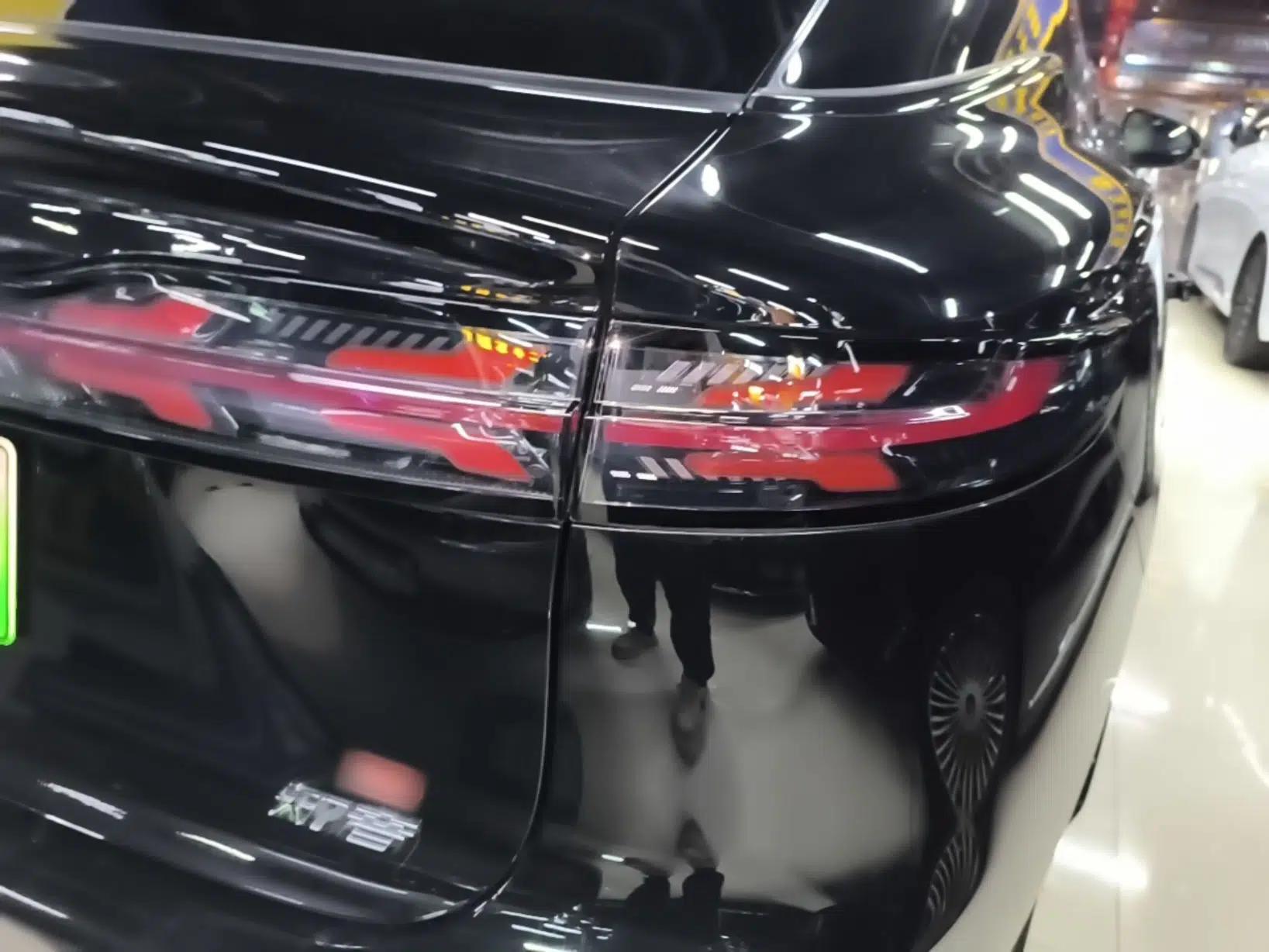 VOYAH COURAGE 2025 Model Four-Wheel-Drive Qiankun Edition — миниатюра 9
