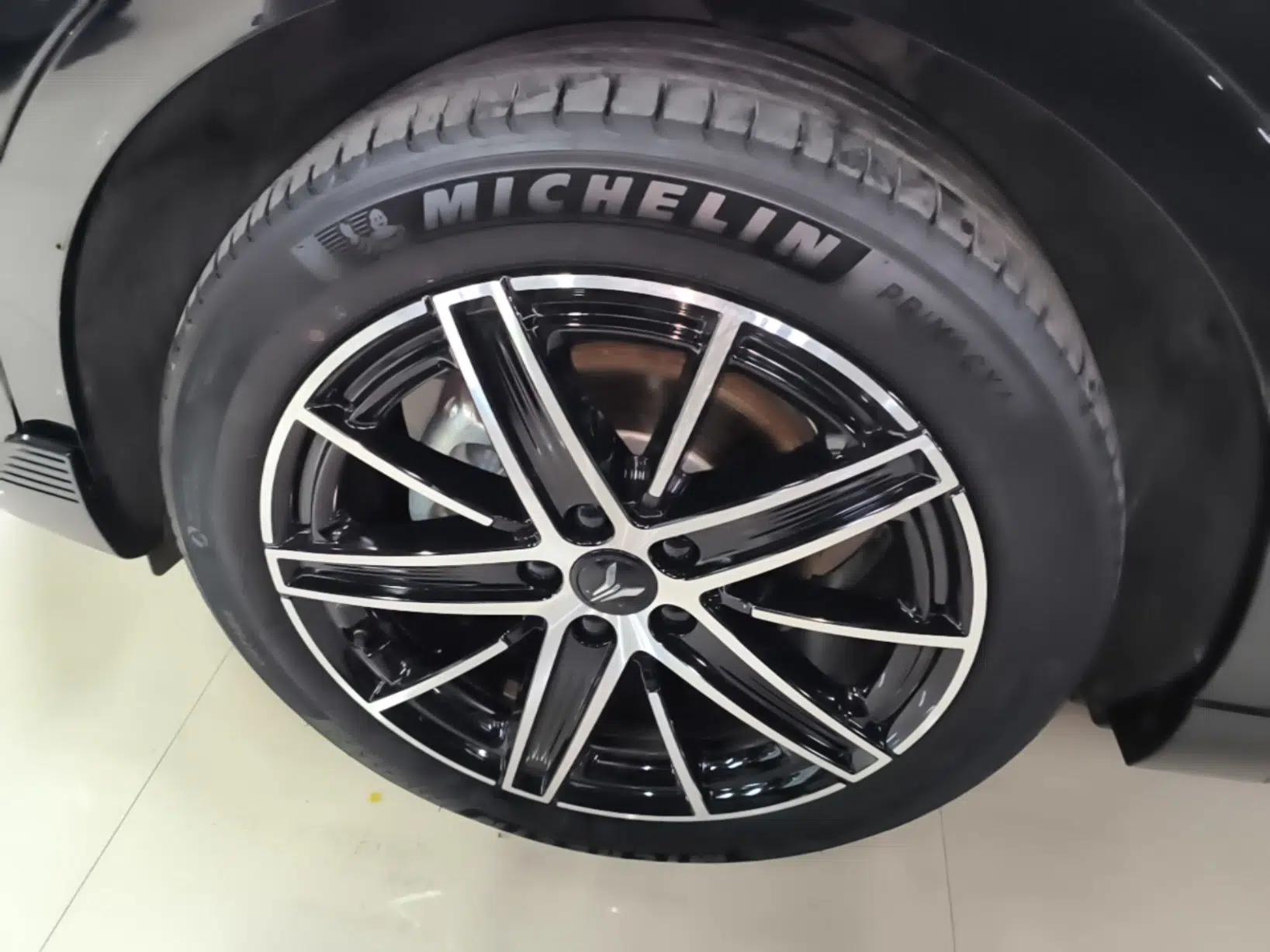 VOYAH COURAGE 2025 Model Four-Wheel-Drive Qiankun Edition — миниатюра 10