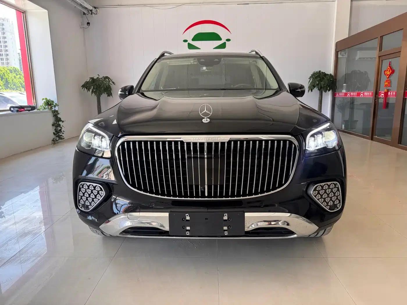 2022 Maybach GLS 600 4MATIC Elegant Edition — миниатюра 1