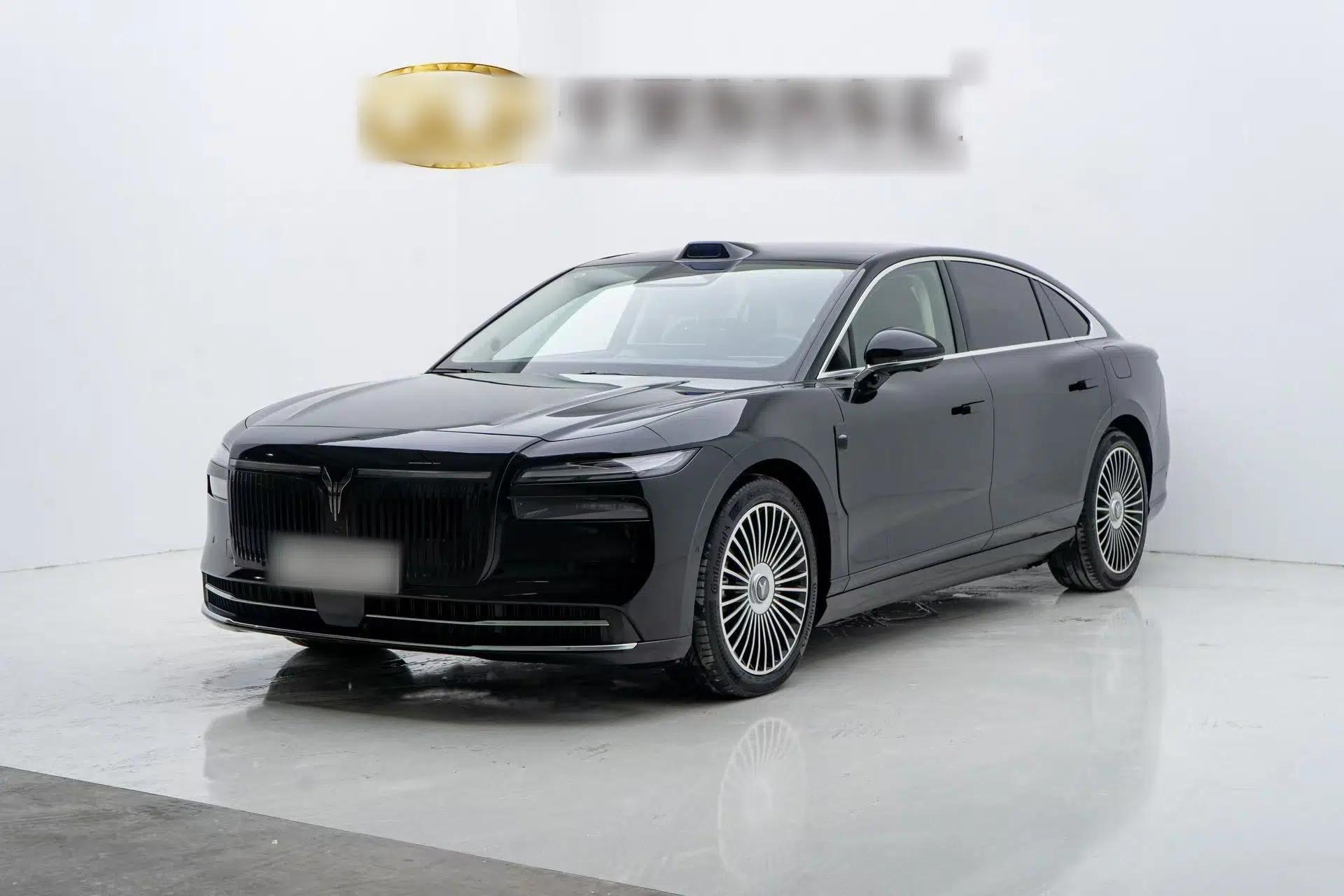 VOYAH Lantu Chiguang L 2026 Four-Wheel-Drive Ultra — миниатюра 1