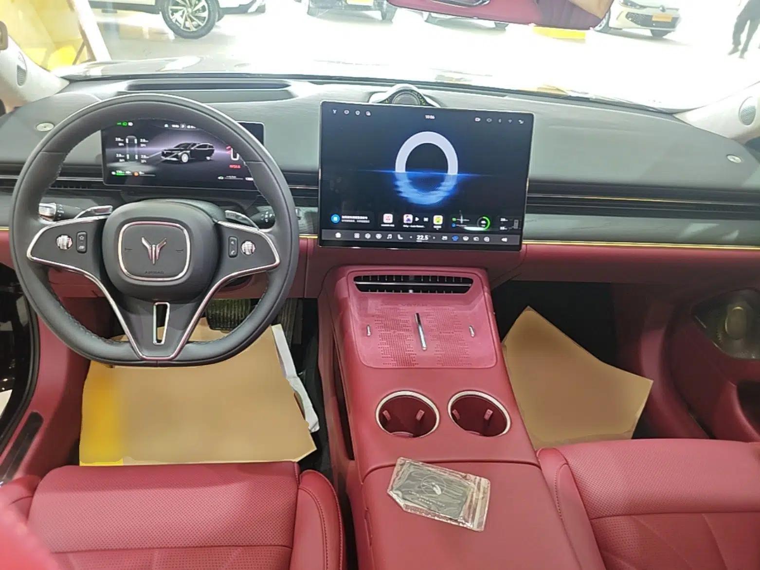 VOYAH Lantu Chiguang L 2026 Four-Wheel-Drive Ultra — миниатюра 12