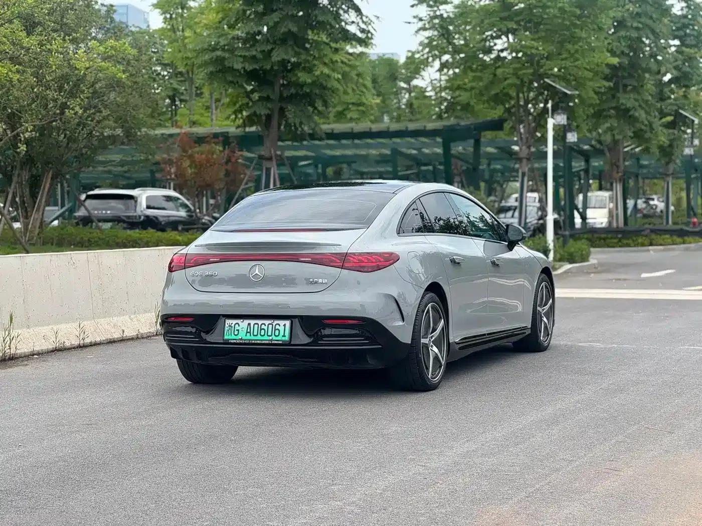 Mercedes-Benz EQE 2022 350 First Edition — миниатюра 5