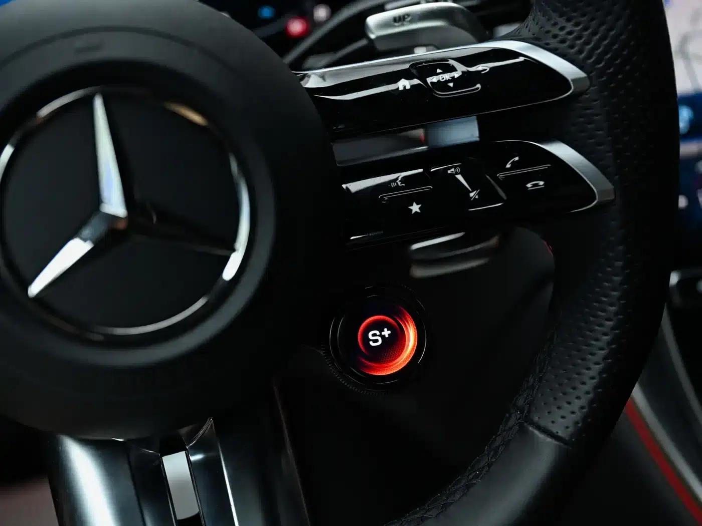 2025 Mercedes-Benz GLC AMG 43 4MATIC — миниатюра 18