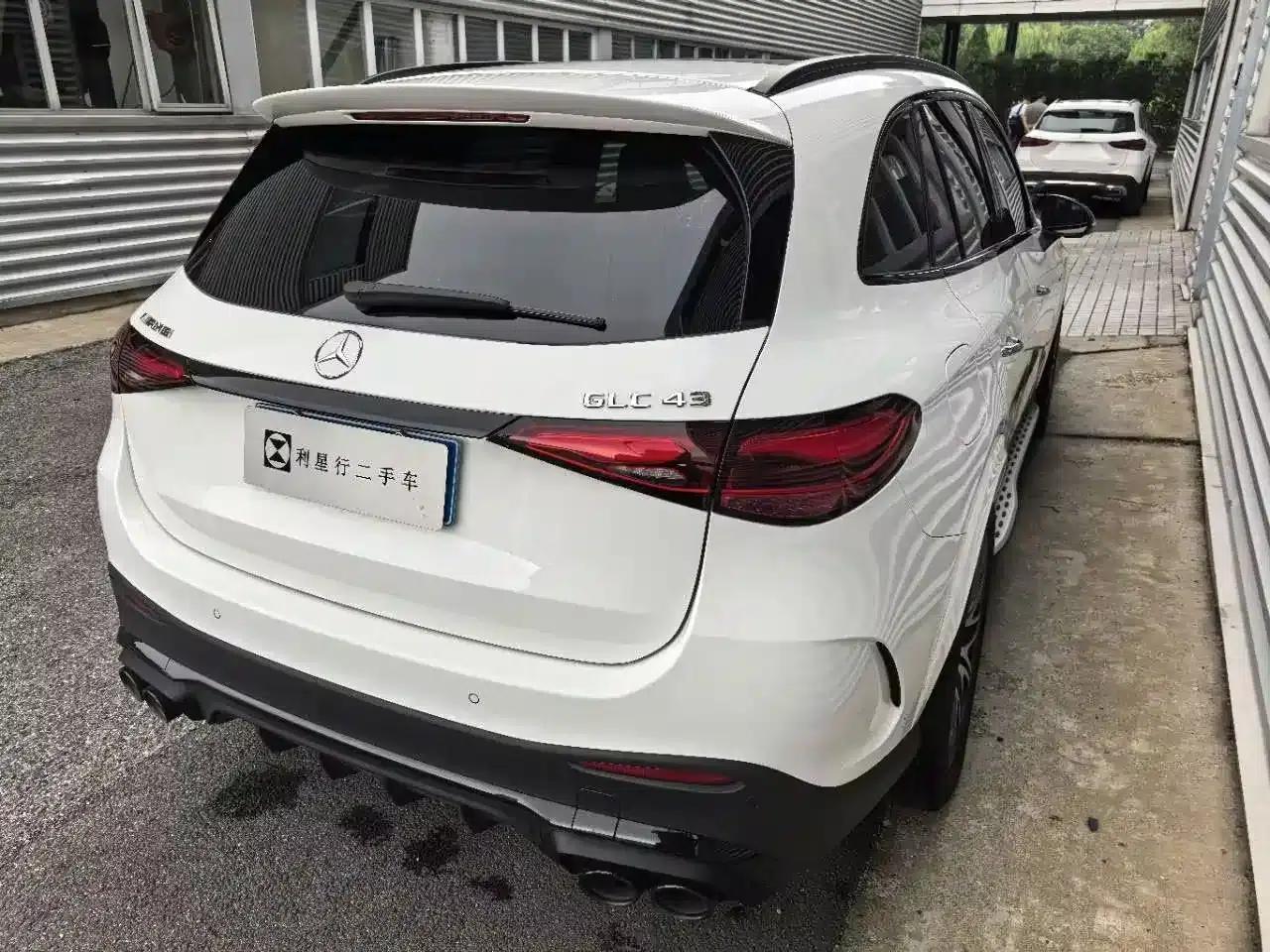 2025 Mercedes-Benz GLC AMG 43 4MATIC — миниатюра 5