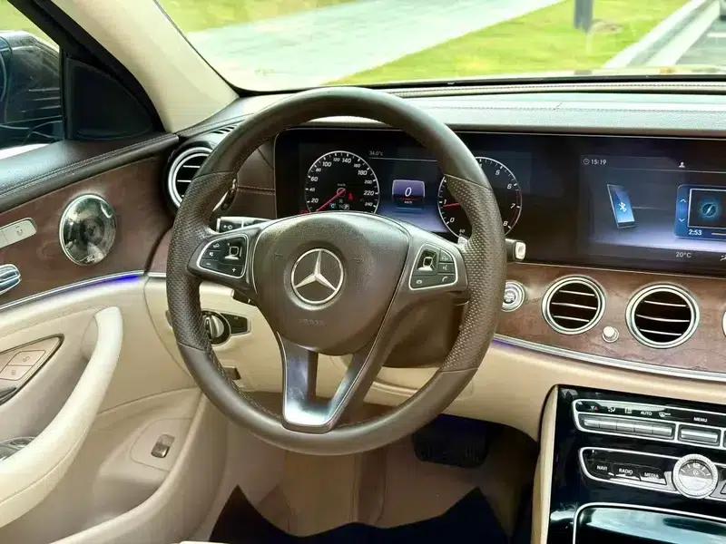 2016 Mercedes-Benz E-Class E 300 L Fashion Edition — миниатюра 18