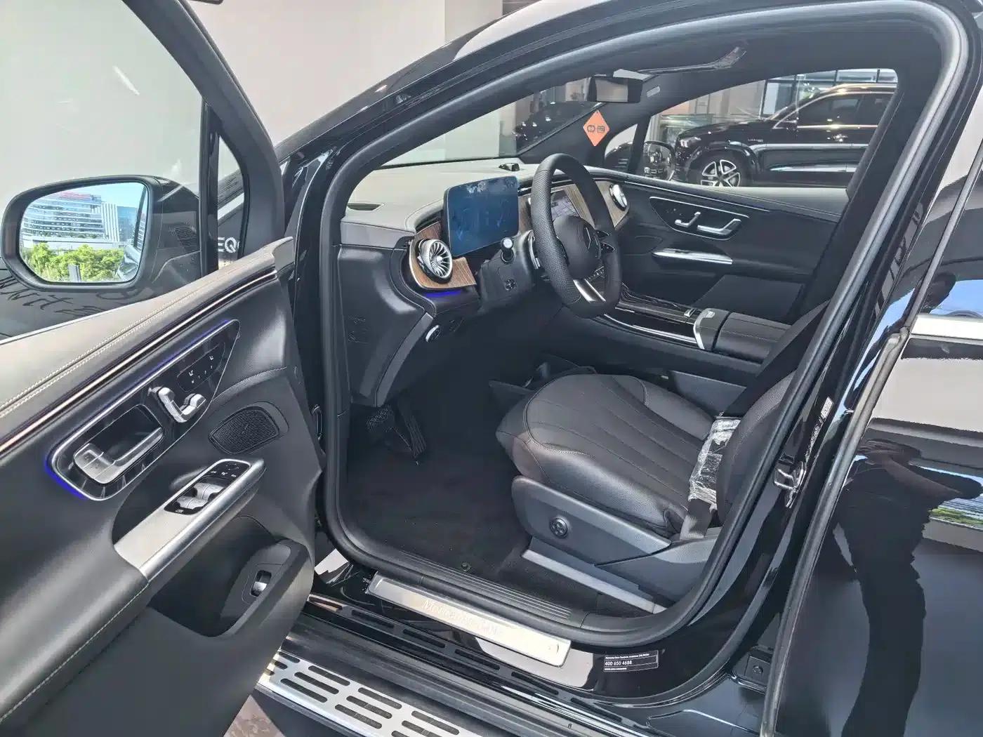 Mercedes-Benz EQE SUV 2024 500 4MATIC Pioneer Edition — миниатюра 7