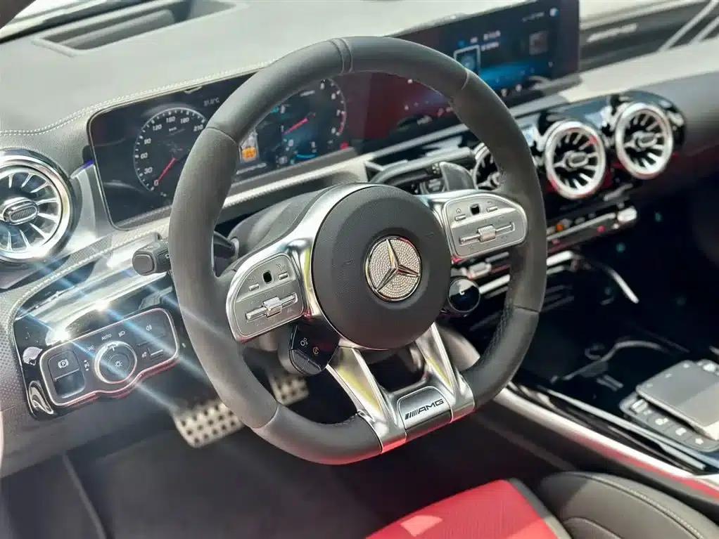 2021 Mercedes-Benz CLA AMG 45 4MATIC+ — миниатюра 19