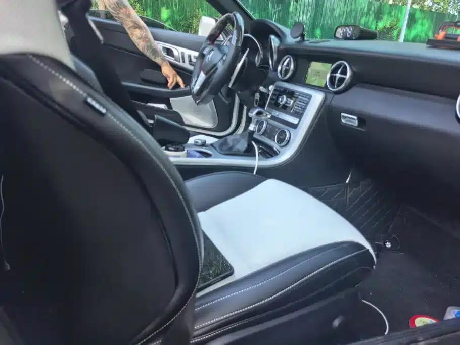 Mercedes-Benz SLK-Class 2011 SLK 200 Fashion Edition — миниатюра 8