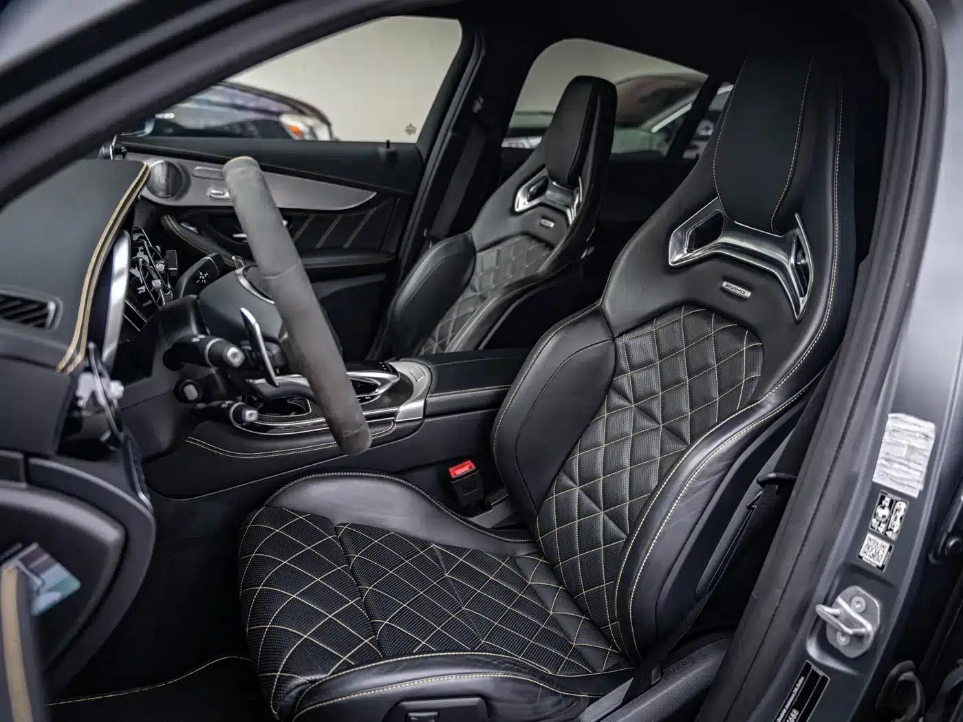 Mercedes-Benz GLC Coupe AMG 2018 AMG GLC 63 S 4MATIC+ Coupe SUV First Edition — миниатюра 16