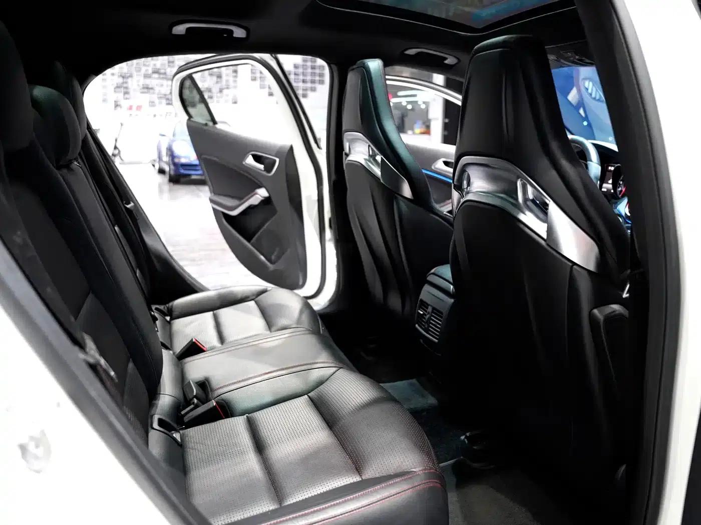2015 Mercedes-Benz GLA AMG 45 4MATIC — миниатюра 11