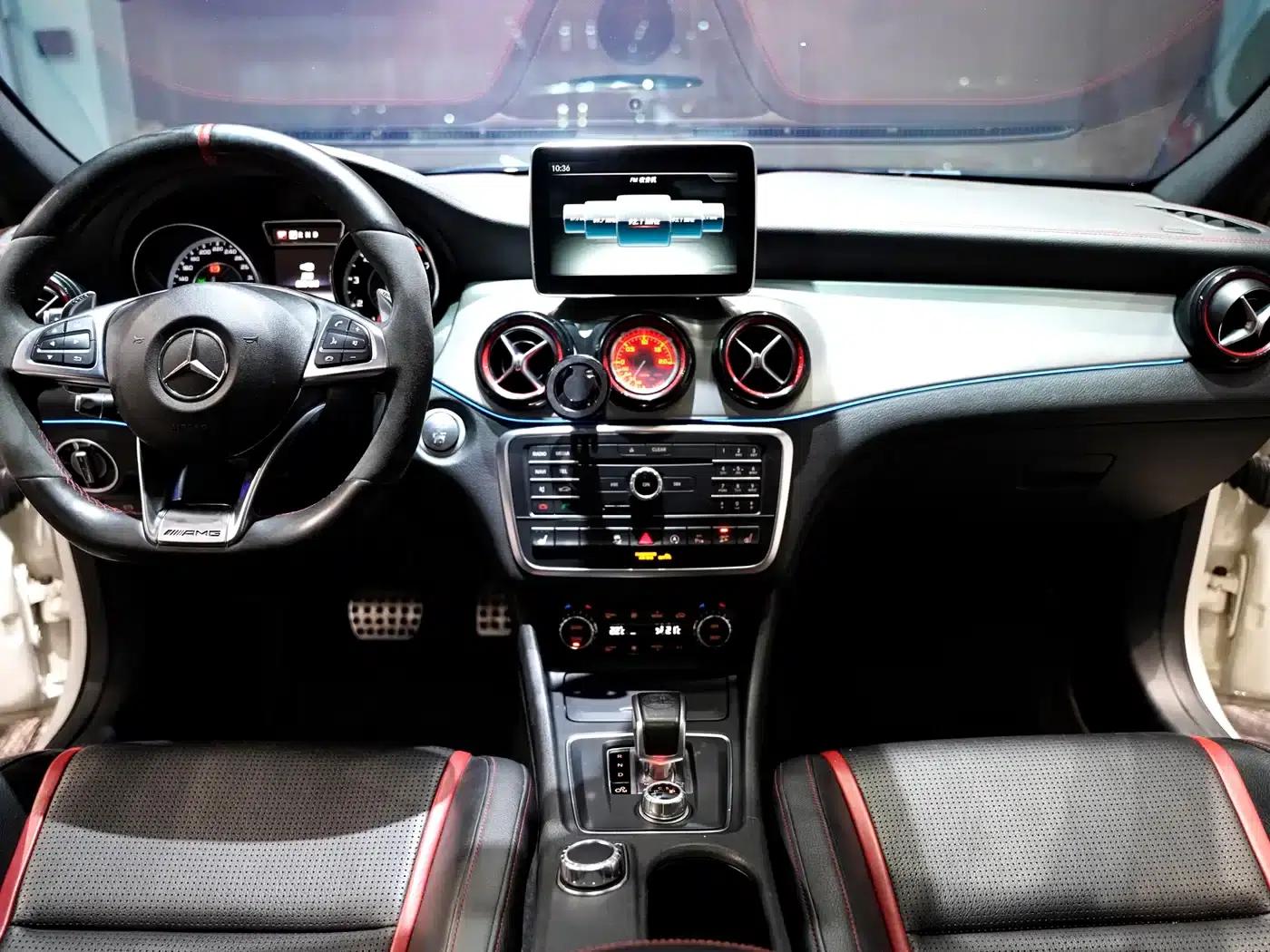2015 Mercedes-Benz GLA AMG 45 4MATIC — миниатюра 12