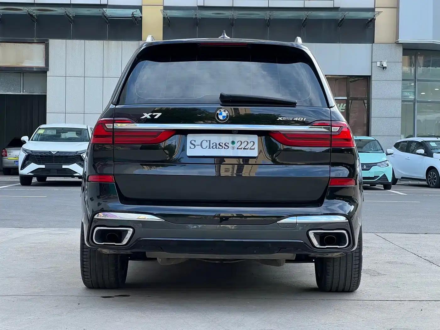 BMW X7 2020 xDrive40i Luxury Package — миниатюра 10