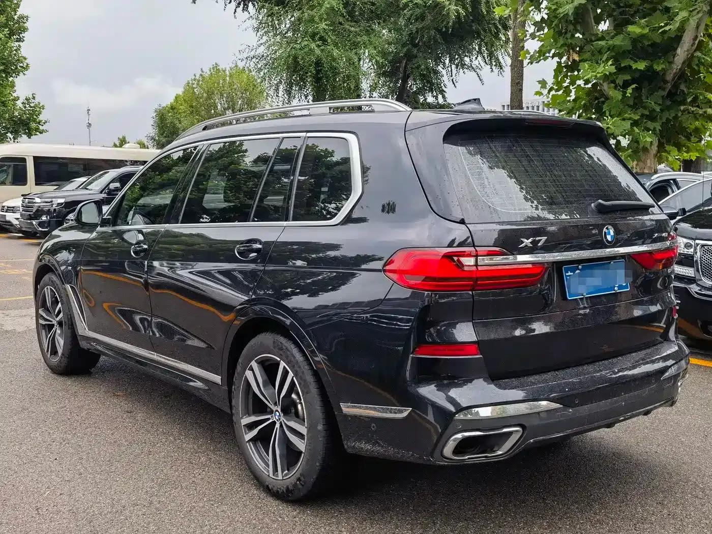 BMW X7 2022 xDrive40i M Sport Package — миниатюра 13