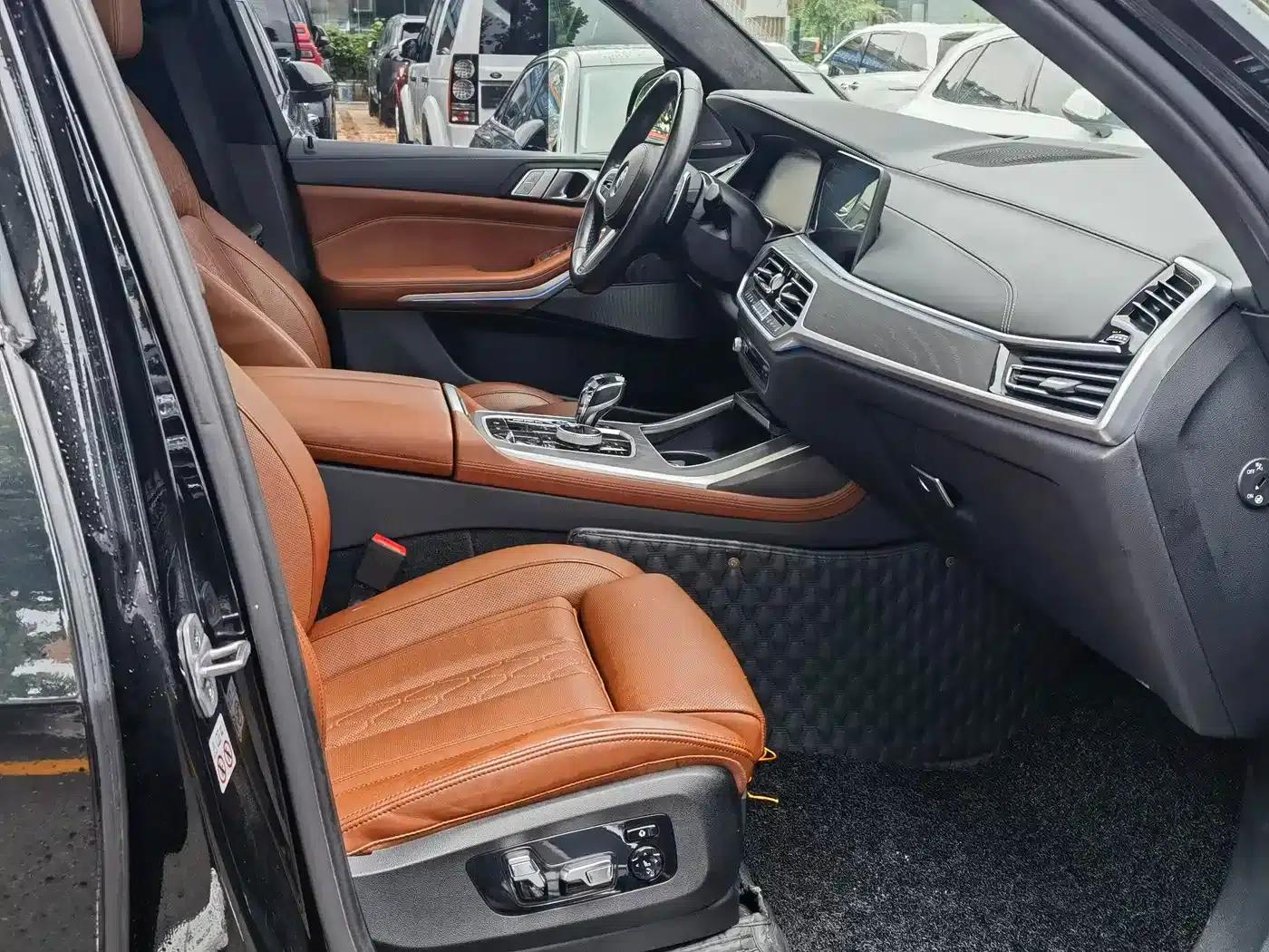 BMW X7 2022 xDrive40i M Sport Package — миниатюра 10