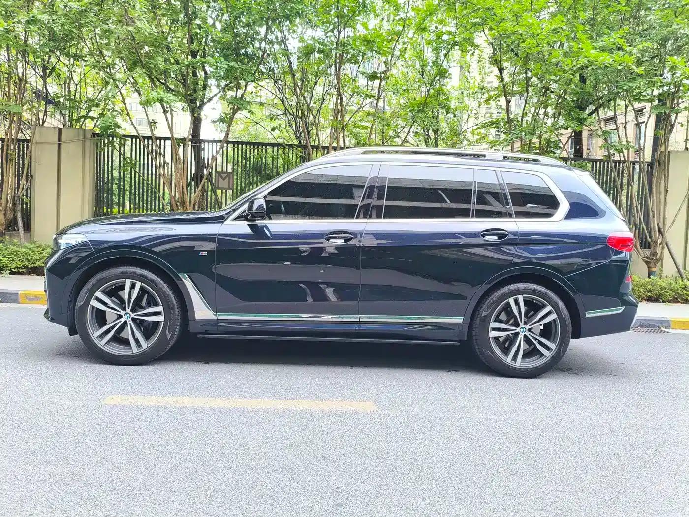 BMW X7 2022 xDrive40i M Sport Package — миниатюра 7