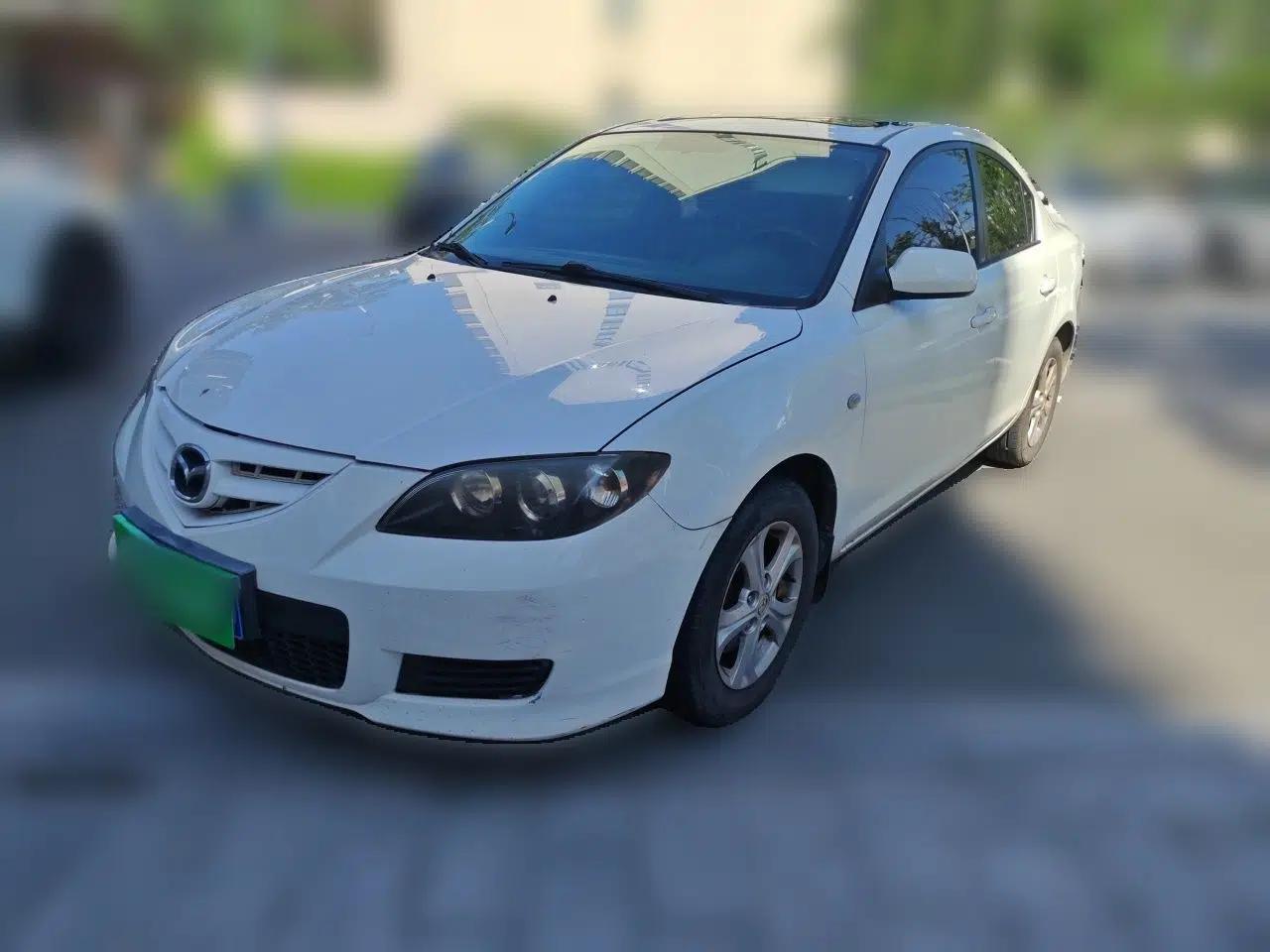 Mazda 3 2012 1.6L Automatic Classic Standard Edition — миниатюра 1