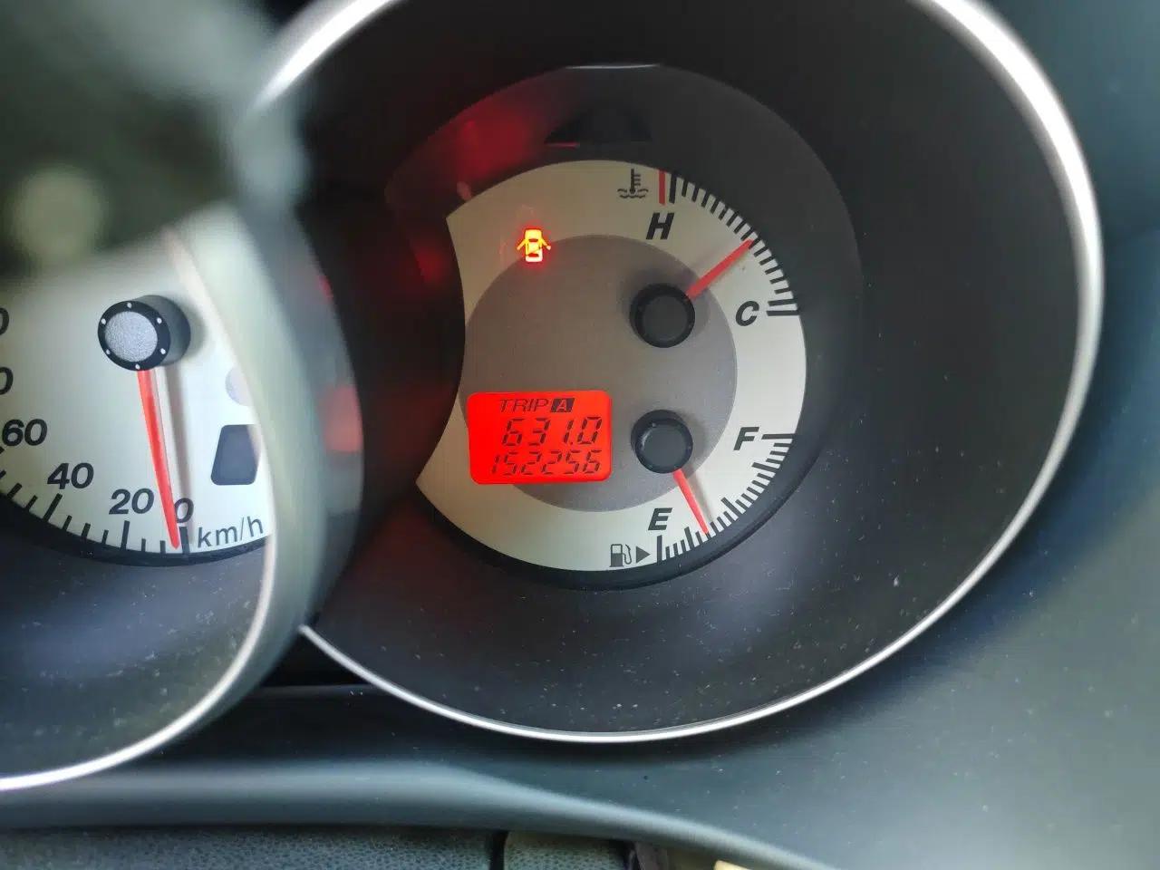 Mazda 3 2012 1.6L Automatic Classic Standard Edition — миниатюра 12