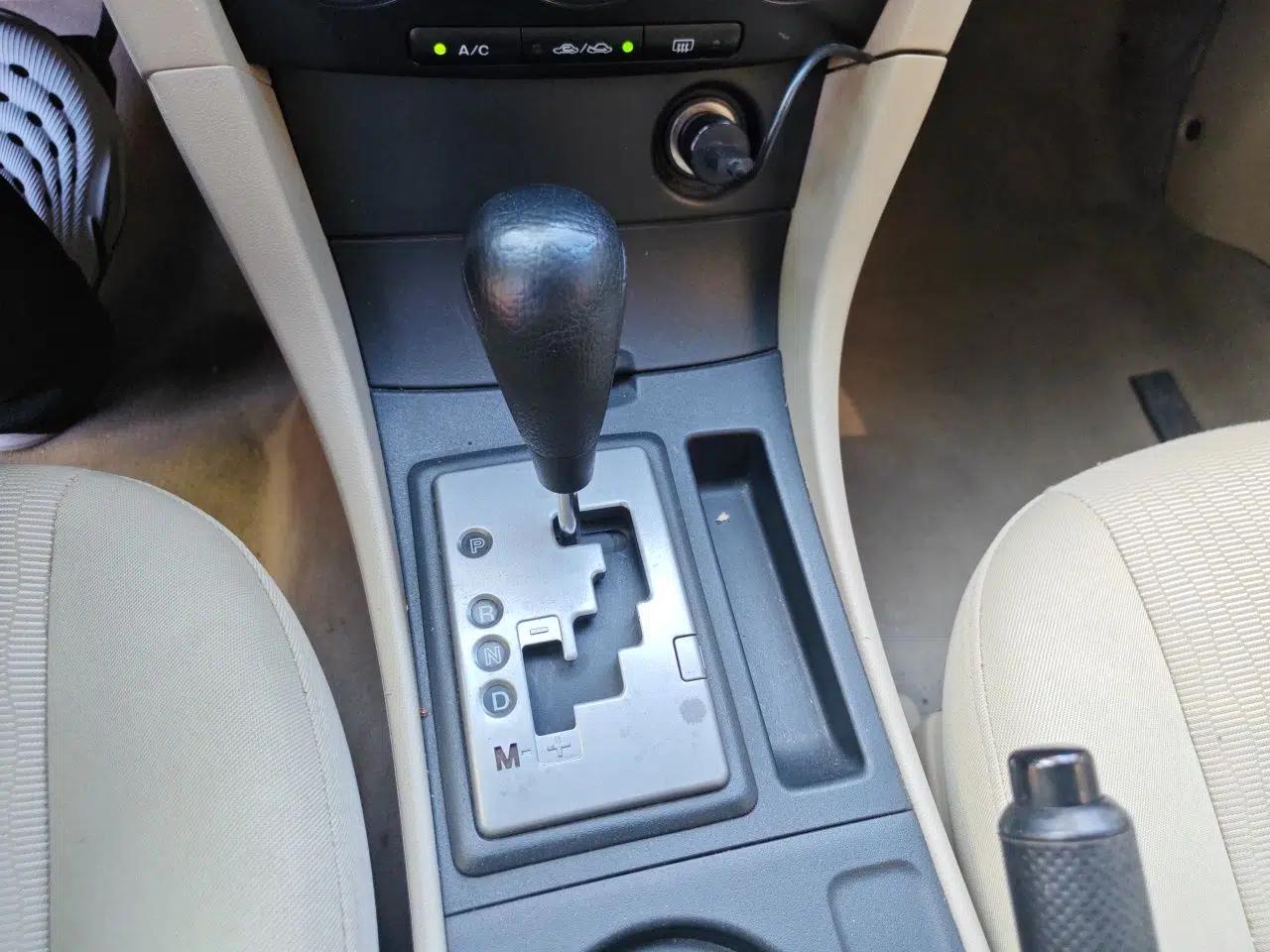 Mazda 3 2012 1.6L Automatic Classic Standard Edition — миниатюра 14