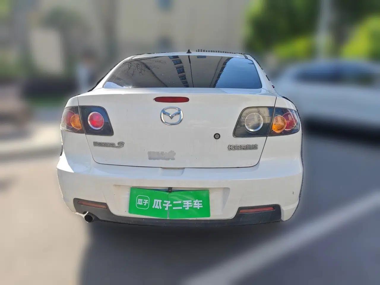 Mazda 3 2012 1.6L Automatic Classic Standard Edition — миниатюра 5