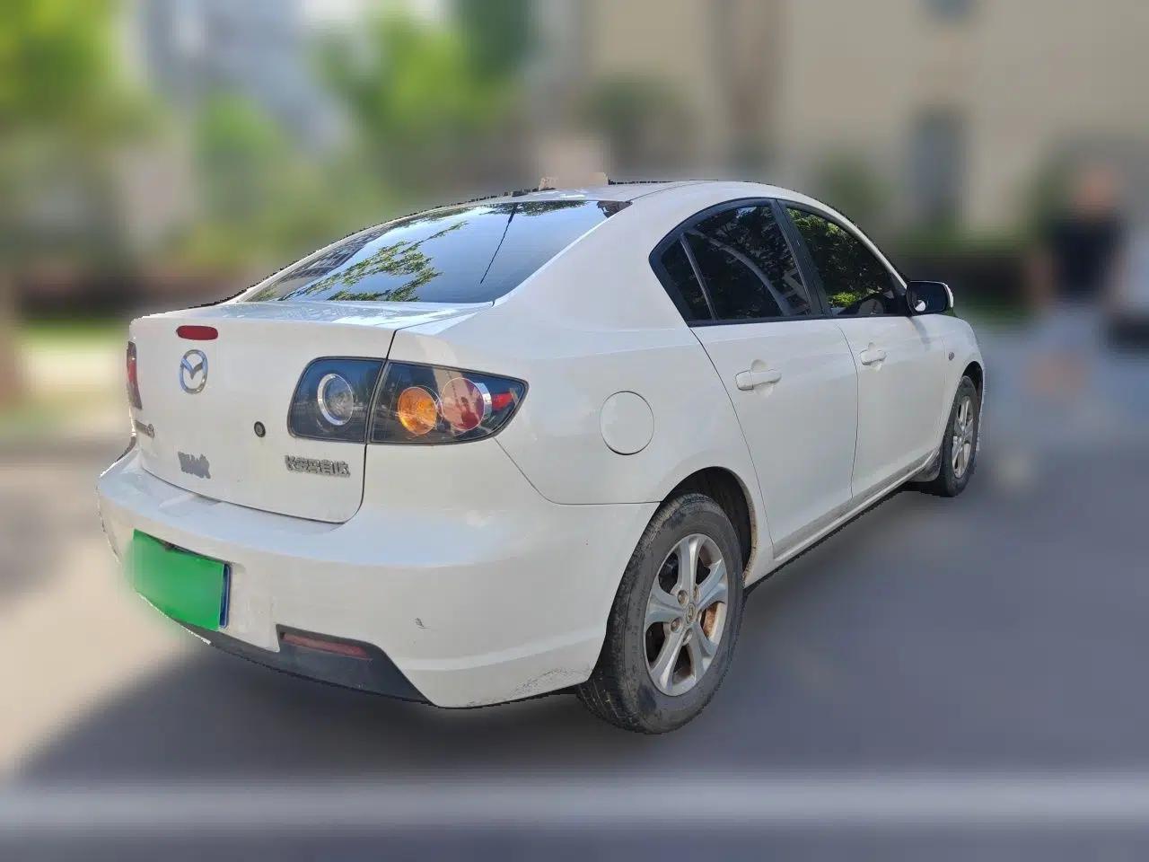 Mazda 3 2012 1.6L Automatic Classic Standard Edition — миниатюра 6