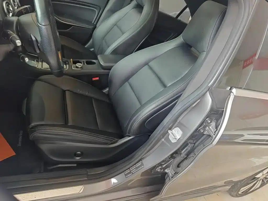 Imported Mercedes-Benz CLA 2017 CLA 200 Fashion Edition — миниатюра 15